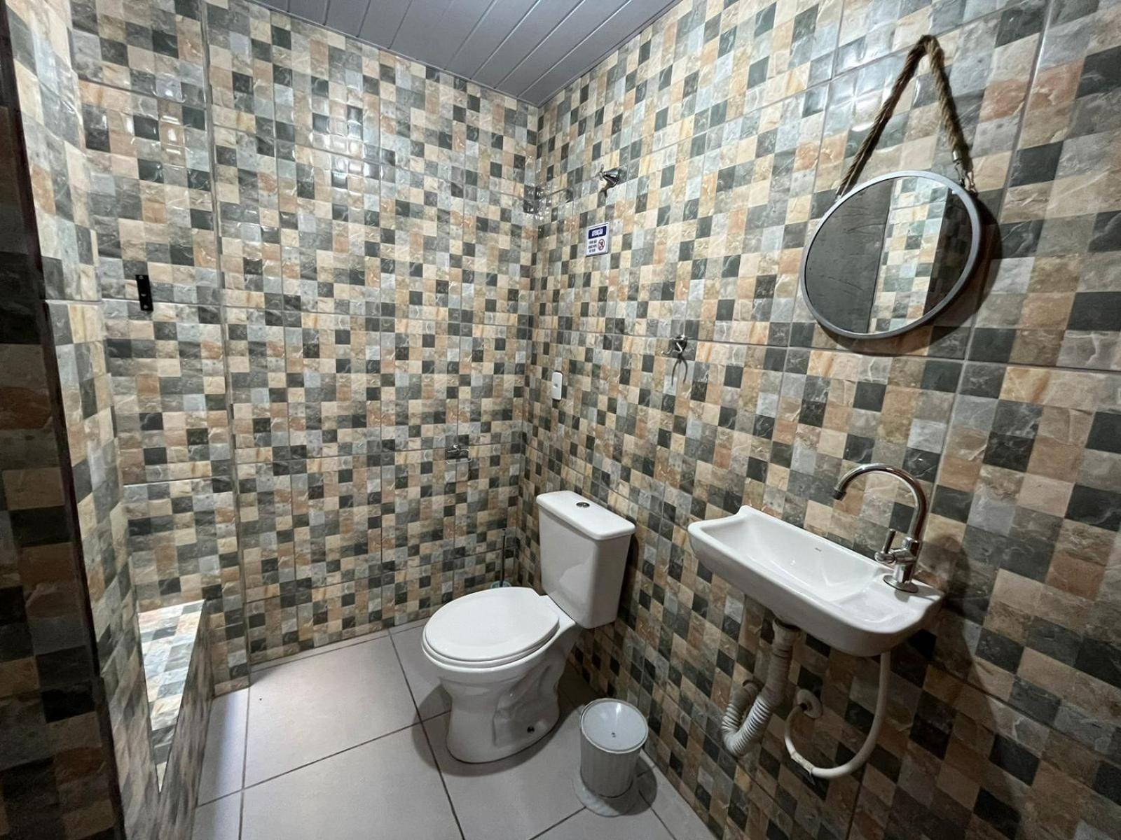 Kitnets No Campeche A 500 Metros Do Mar Apartment Florianopolis Exterior photo